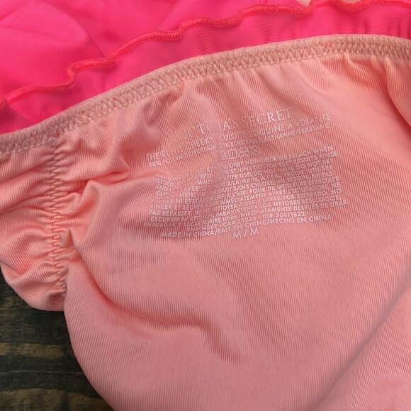 Victorias Secret scrunched back low rise ruffle edge trim pink bottom Sz-Med - Picture 8 of 9